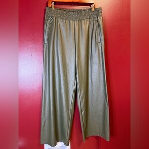 Aerie OFFLINE Real Luxe Faux Leather Wide Leg Pants Green‎ Size L